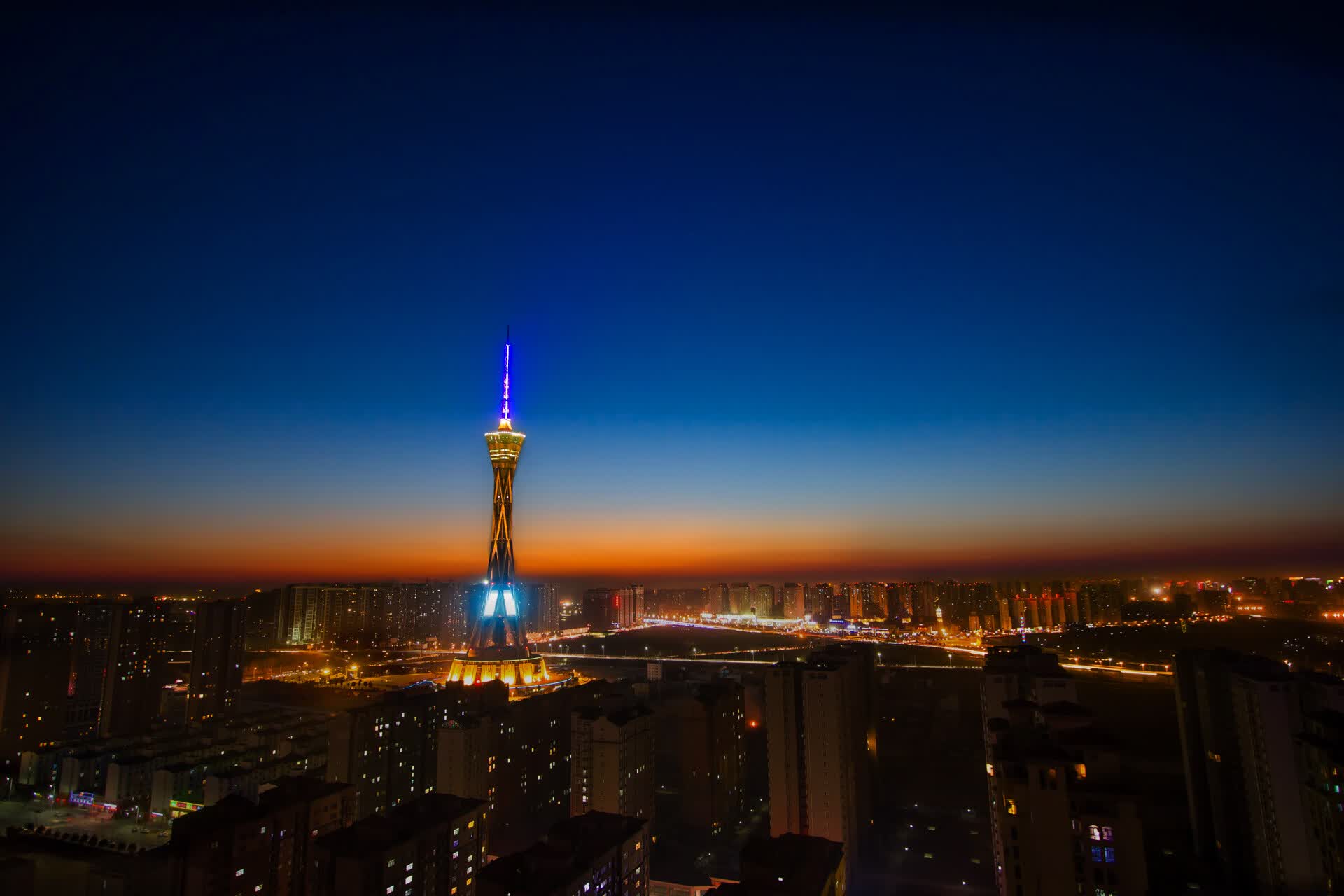 世界体操单项赛全国青训示范基地挂牌，世界体操技巧冠军